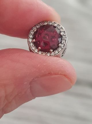 Charm Pandora Corazones Radiantes Cereza