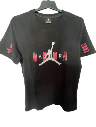 Camiseta Jordan Bordada Talla M Negra