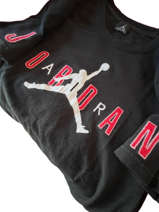 Camiseta Jordan Bordada Talla M Negra