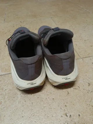 Salomon Ultra Glide 3 Gris/Rojo