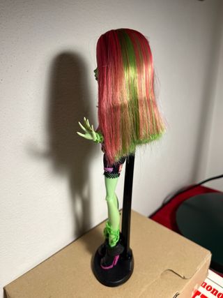 Monster High Venus McFlytrap Music Festival
