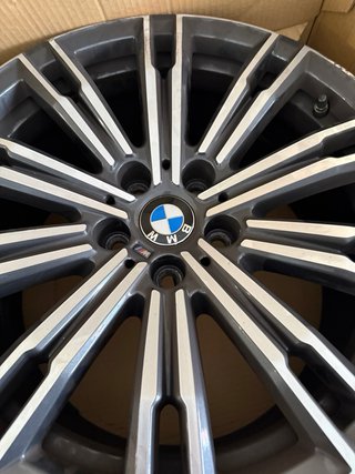 Llantas Originales BMW Pack M 18”