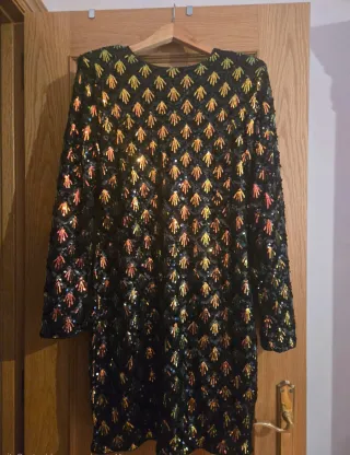 Vestido de fiesta con lentejuelas