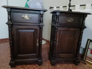 2 Mesitas de noche madera y metal