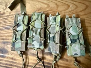 Portacargador Táctico Multicam