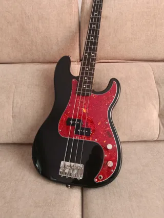 Fender Precision Japan 1994