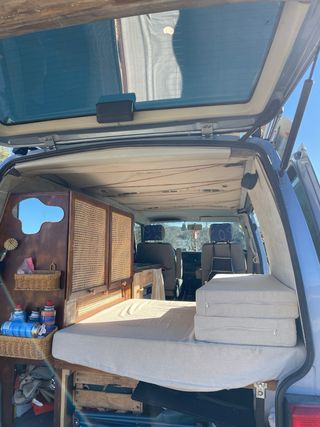 Volkswagen Multivan T4 2.5 TDI - Camperizada