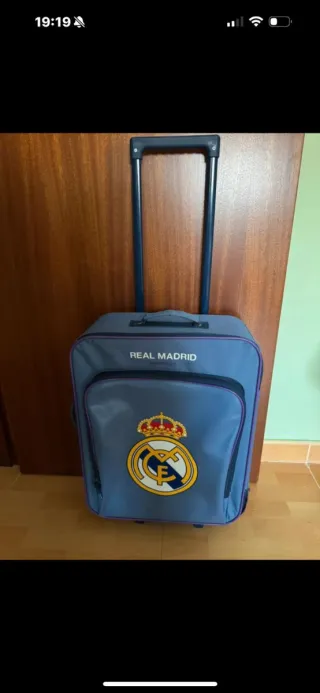 Maleta Real Madrid infantil