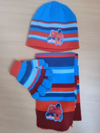 Gorro, bufanda y guantes Spiderman
