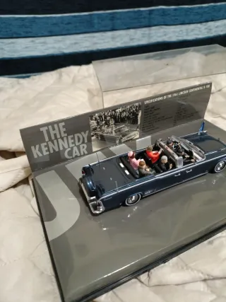 Modellino Auto Lincoln 1961 Kennedy