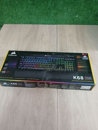Corsair K68 RGB MX RED - Teclado gaming