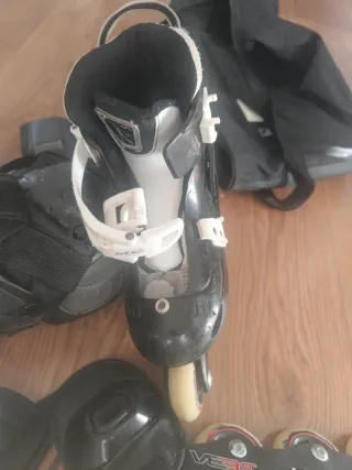 Patines en línea talla 31-34 + protecciones