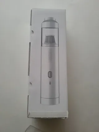 Aspiradora de mano compacta y portátil