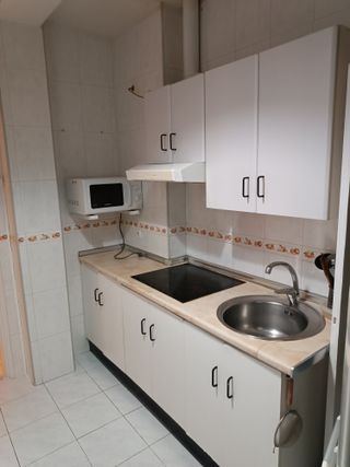 Piso compartido para chicas de 18 años a30