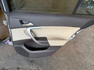 Puerta Trasera Derecha Opel Insignia 2010