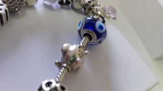 Lote 3 charms Pandora.