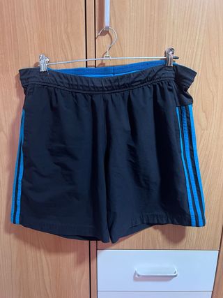 Pantalón deportivo Adidas negro y azul