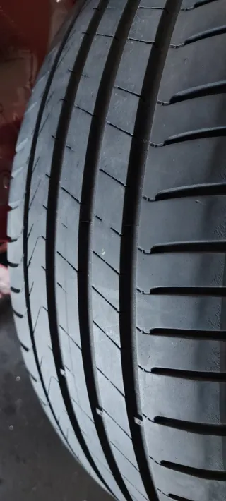 Neumático 245/50 R19 105W