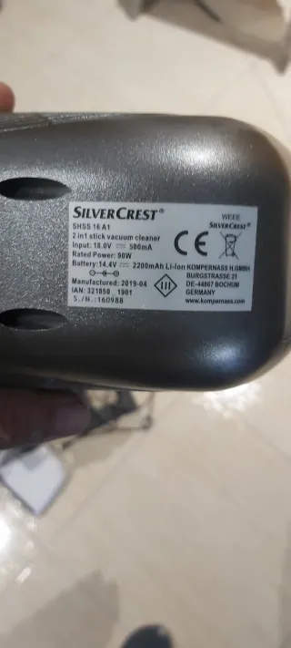 Aspiradora Silvercrest 16W con base