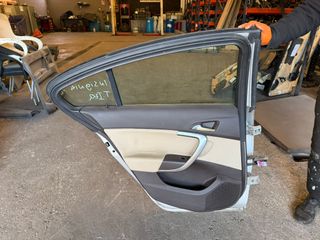 Puerta Trasera Izquierda Opel Insignia 2010