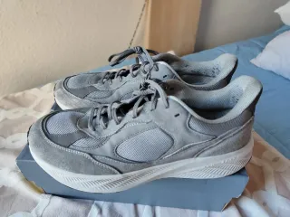 Zapatillas Zara Spumefoam Grises