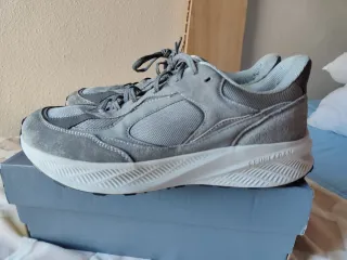 Zapatillas Zara Spumefoam Grises