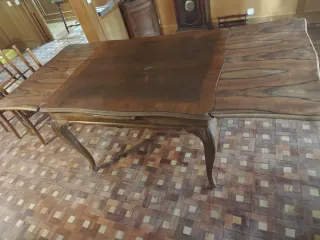 Mesa comedor extensible con 2 alas