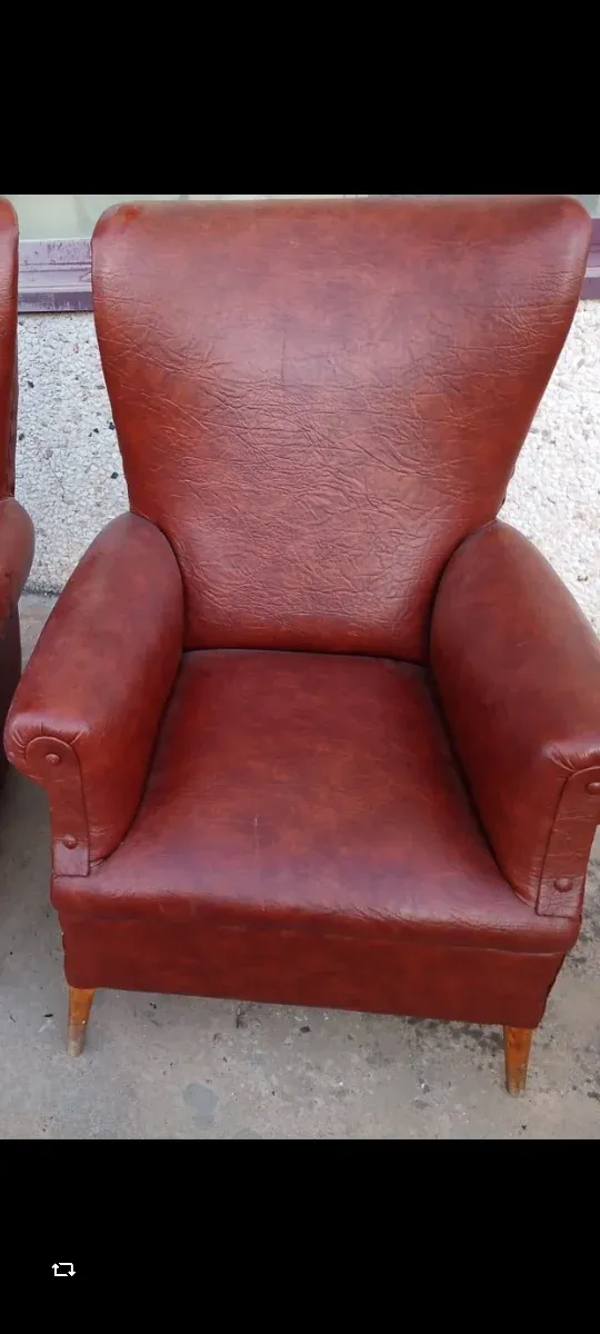 2 Sillones Orejeros Polipiel Marrón