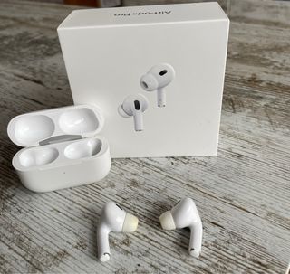 Apple AirPods Pro 2