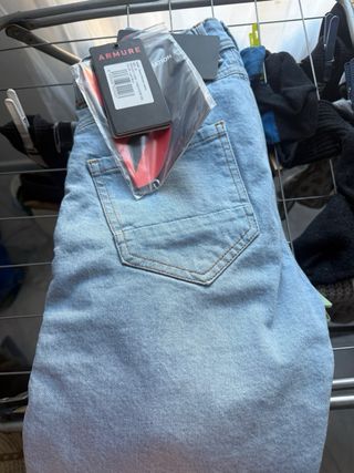Pantalón tejano de moto para mujer talla 32.