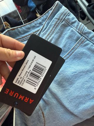 Pantalón tejano de moto para mujer talla 32.