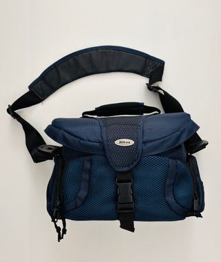 Nikon D80 con objetivo Nikkor DF AFS 18-135