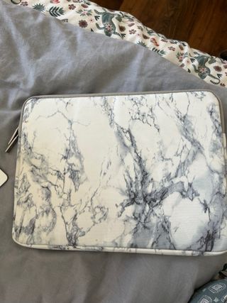 Funda portátil mármol