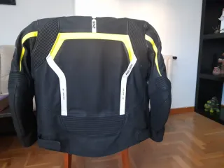 Chaqueta de cuero para moto Ixs