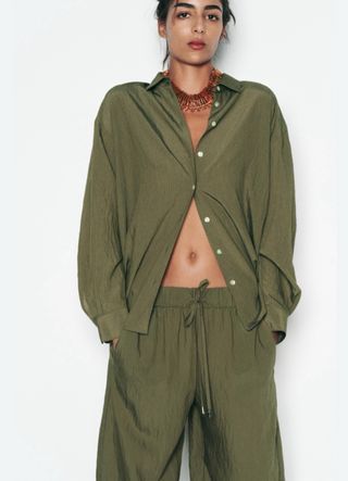 ¡REBAJA! Conjunto pijama verde