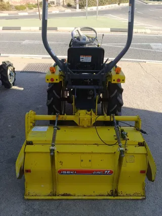 Mini tractor japonés Iseki Piccoro TC13