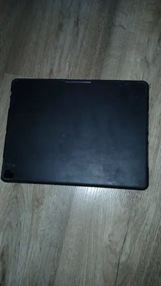 Tablet Lenovo 10'' con teclado Procase