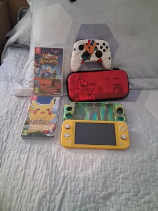 Nintendo Switch Lite gialla + 2 giochi