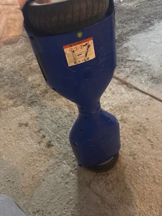 Hoverboard azul con cargador y funda
