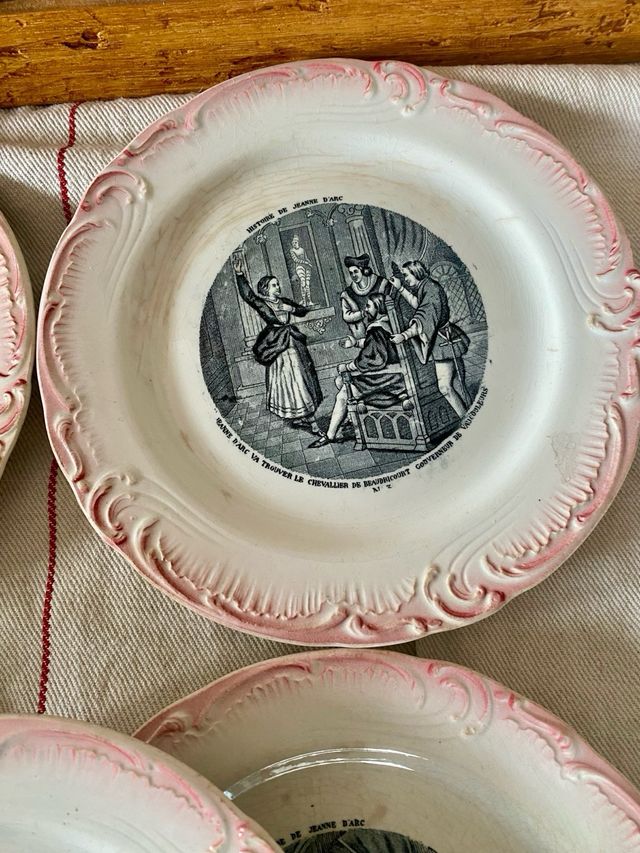 Lote 9 platos parlantes Gien France