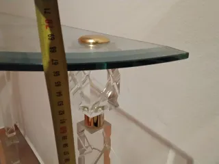 Recibidor de cristal y acrílico dorado
