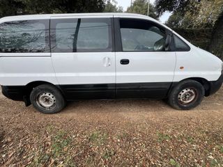Hyundai H-1 2003