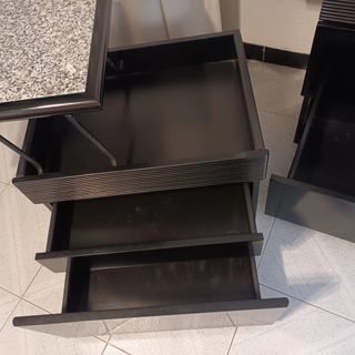 Cómoda con espejo y 2 mesitas