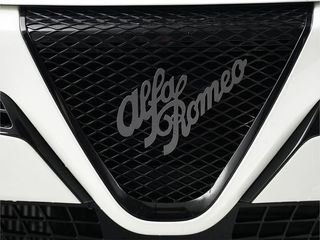 Alfa Romeo Junior 1.2 136CV Ibrida  eDCT6