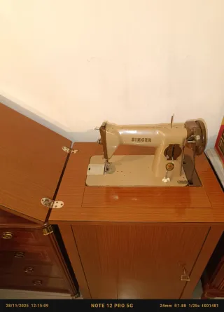 Máquina de coser Singer