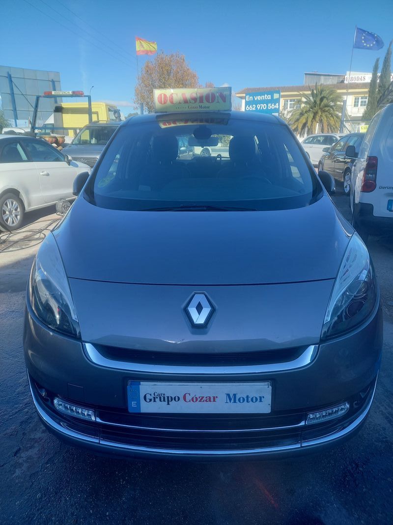 Renault Scenic 1.5D  7 plazas - foto 1