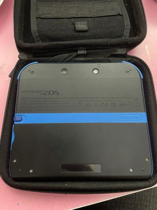 Nintendo 2DS Nero/Porpora con Giochi+ 64gb