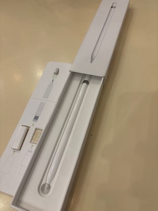 iPad 10ª Gen Azul 64GB Caja y Cargador