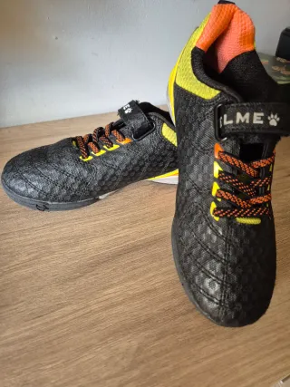 Botas fútbol Kelme multitaco T-34