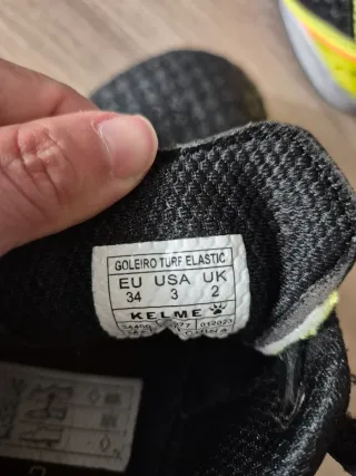 Botas fútbol Kelme multitaco T-34